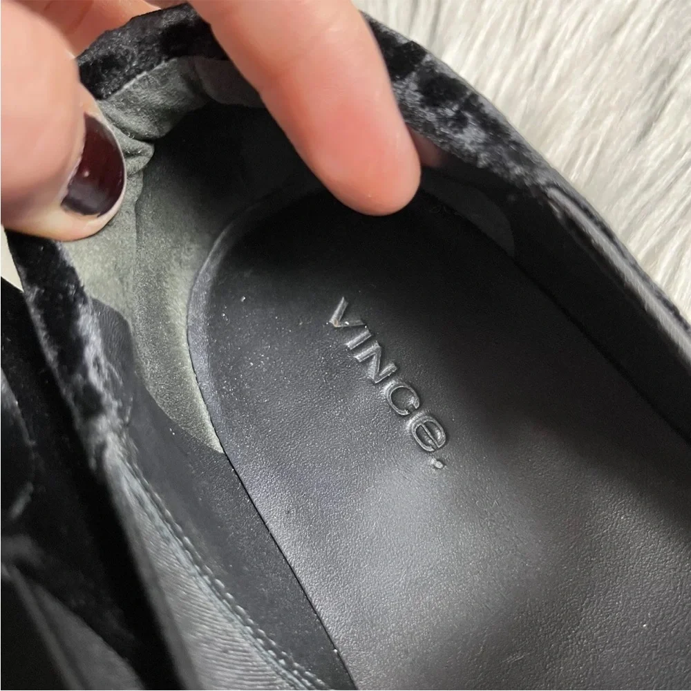 Vince Warren Black Velvet Platform Slip On Sneakers Size 7 M